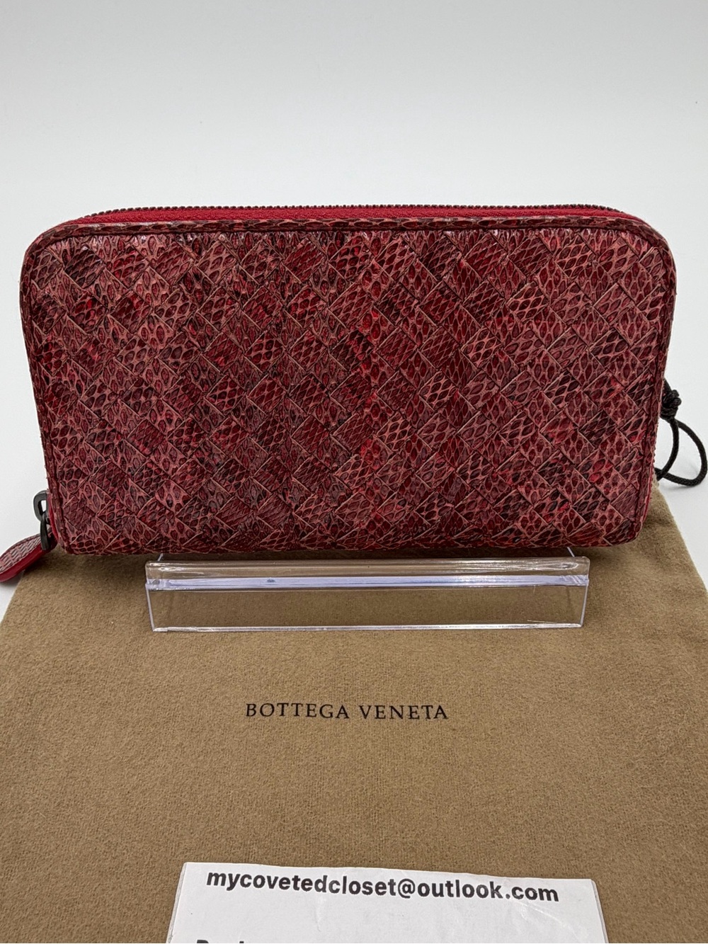 Bottega Veneta Red Snakskin Zip Wallet w/Dust Bag and Entrupy COA Excellent Cond